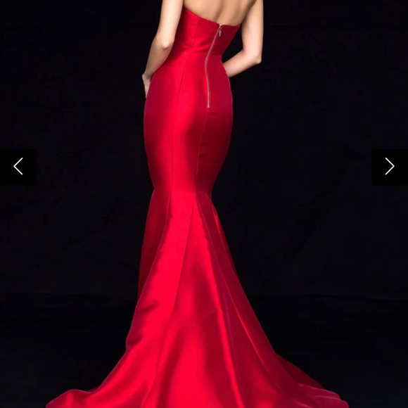 Sherri Hill Dress - Picture 5 of 5